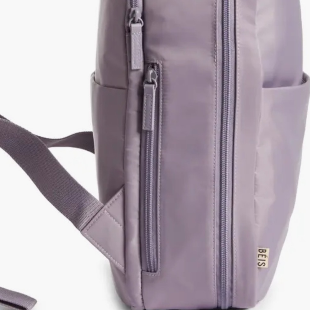 Beis The Commuter Backpack - Picture 4 of 11